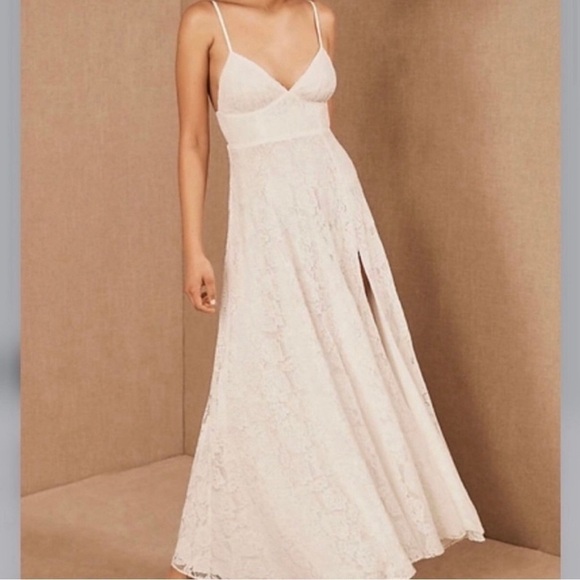 Fame and Partners Romantic rosettes long lace dress - Picture 3 of 15